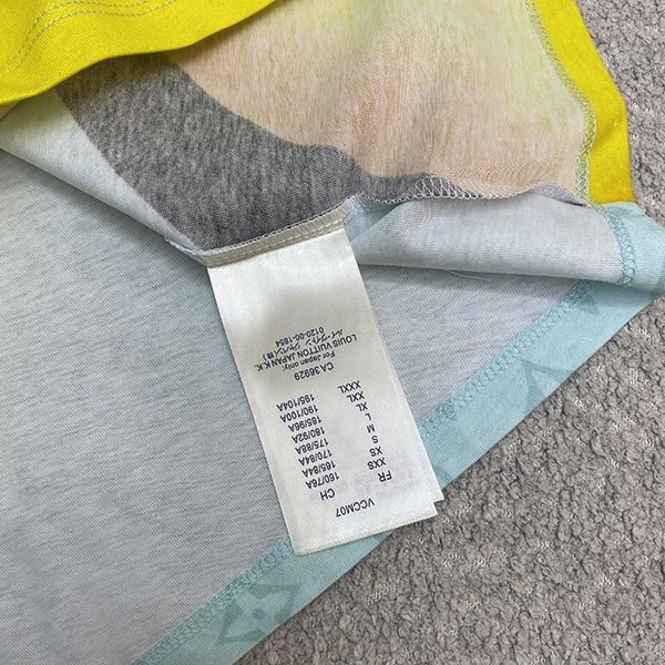 【ルイヴィトン】アヒルプリントTシャツ コピーひまわりイエロー 1AFTR9